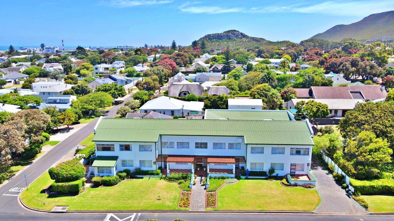 Fairway Holiday Accommodation Hermanus Exteriér fotografie